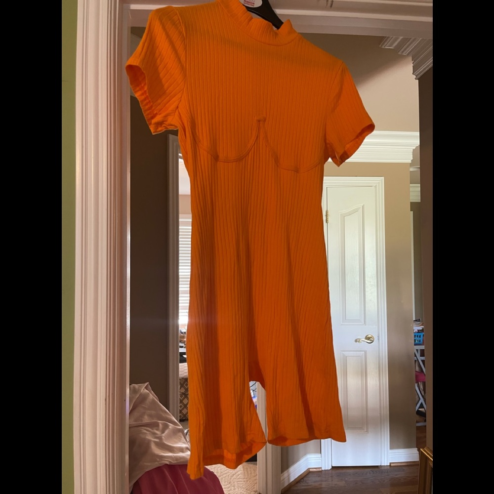 Orange you glad I’m back Shoppers